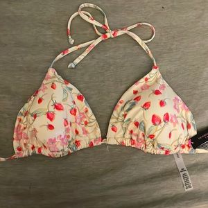 NWT Victoria’s Secret triangle bikini top with berries and flowers size large